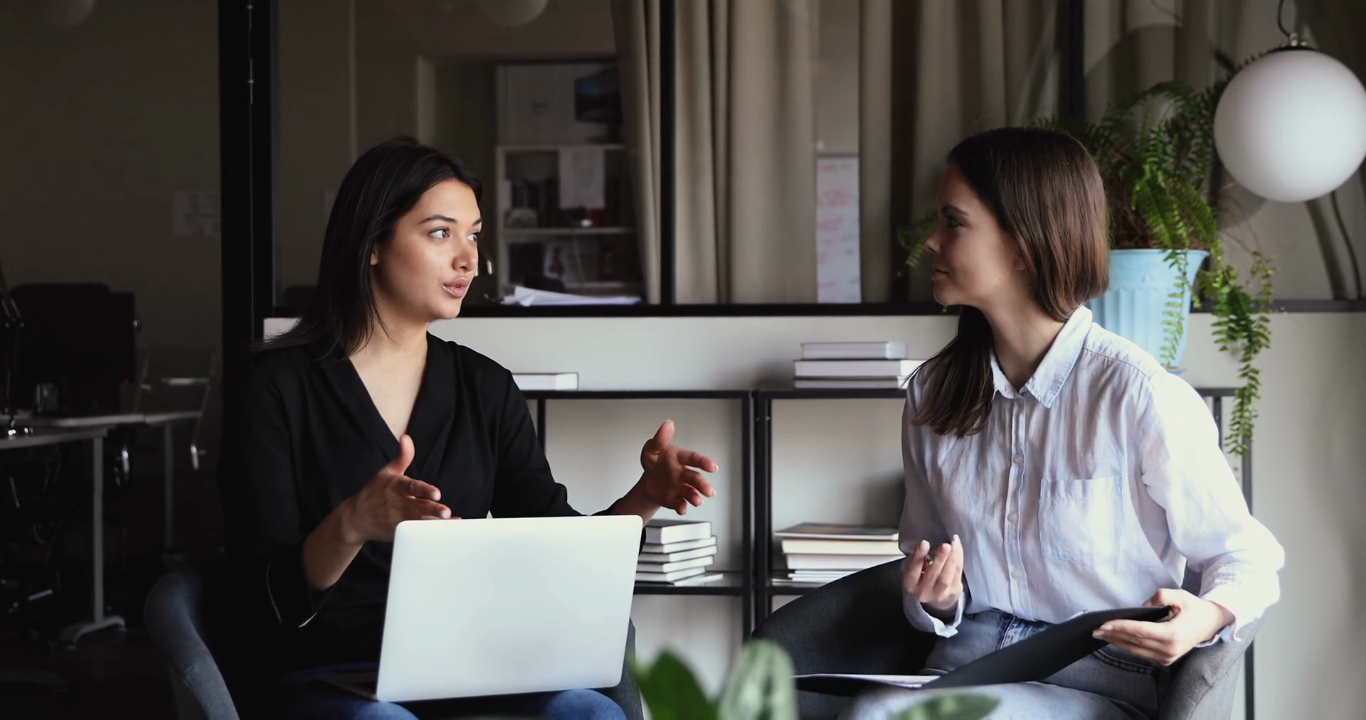 Balancing Hormones Naturally with Support from Cycle Coach Jema Lee